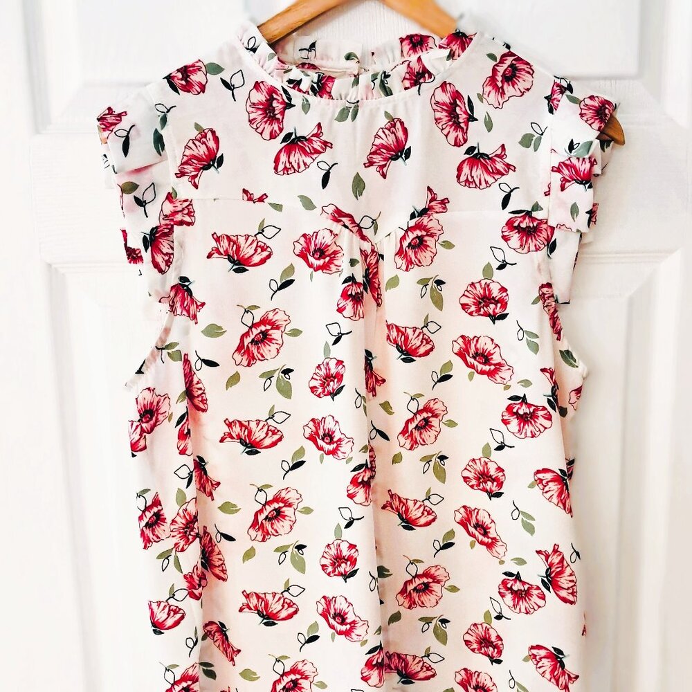 Monteau Los Angeles Women's red and white floral top with ruffle sleeves | Large